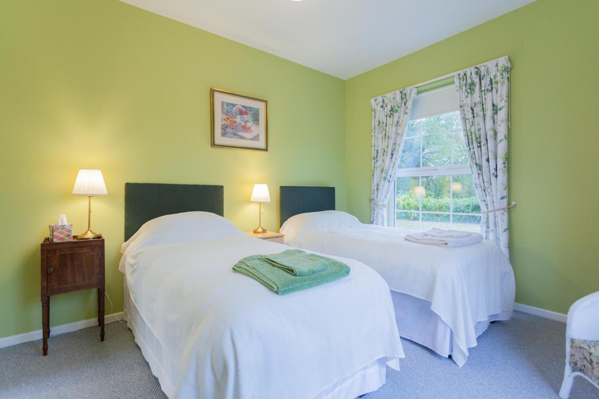 Carncairn Villa Broughshane Oda fotoğraf