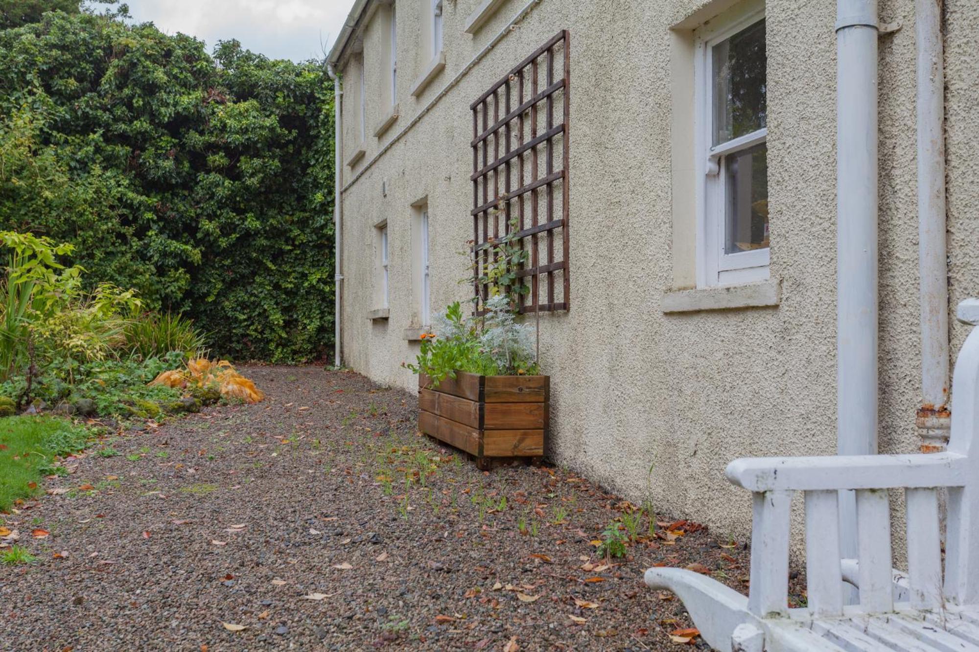 Carncairn Villa Broughshane Oda fotoğraf